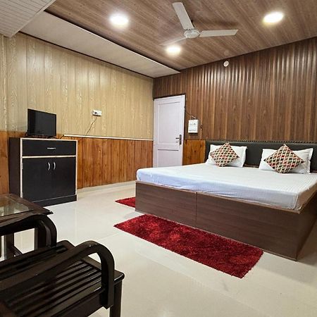 Hotel Ekant Lodge МакЛеод Ганж Екстериор снимка